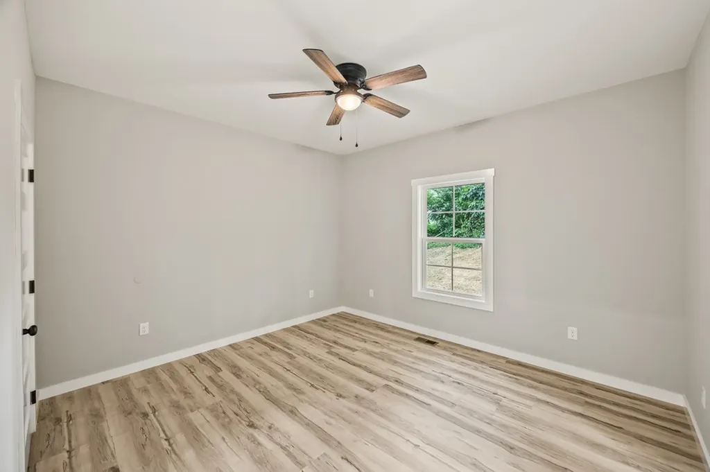 1906 Alex Lane Cookeville TN 38506