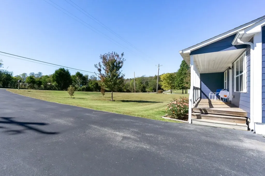 237 Freemont Street Doyle TN 38559