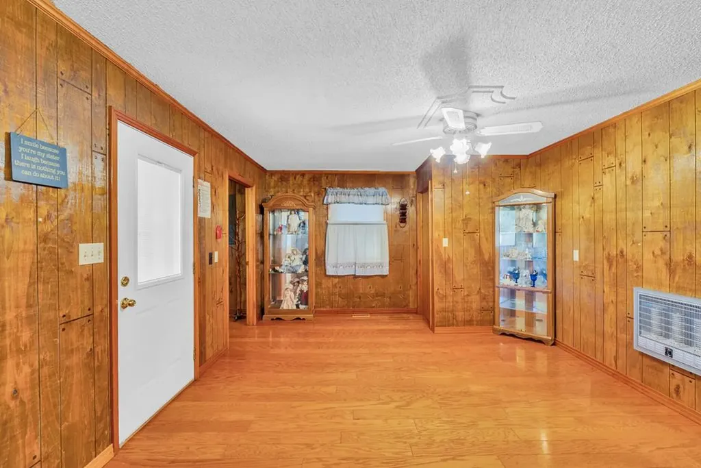 337 Martin Ridge Lane Gainesboro TN 38562