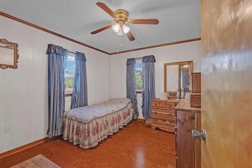 337 Martin Ridge Lane Gainesboro TN 38562