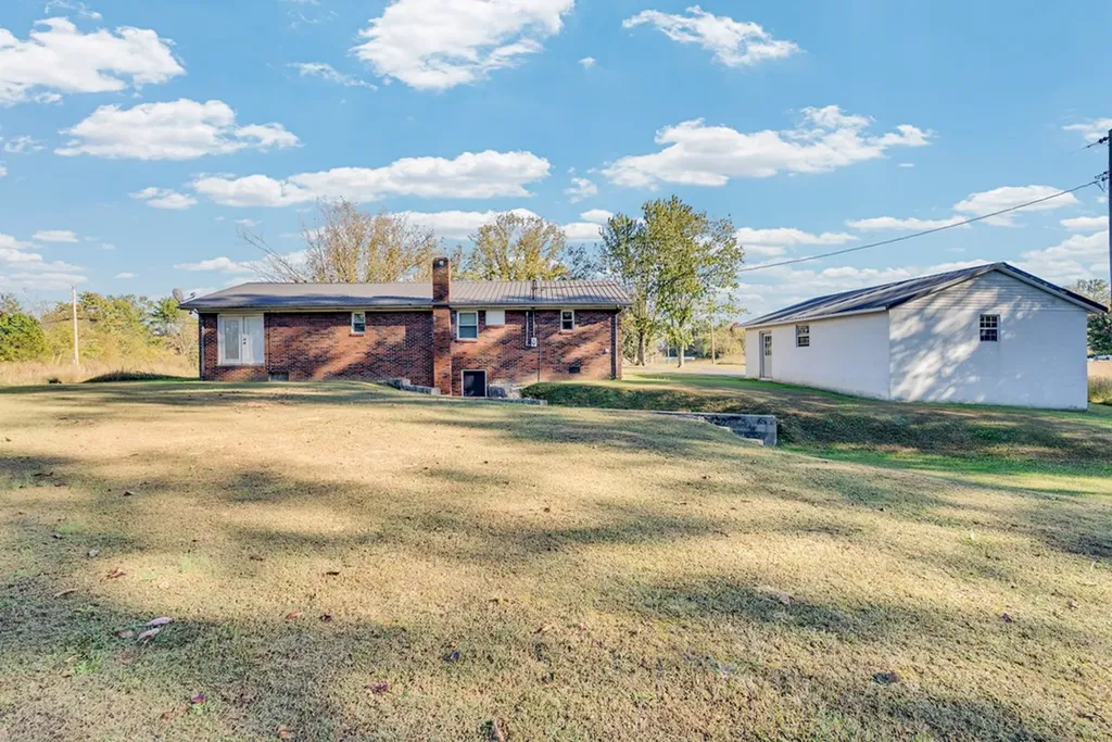 337 Martin Ridge Lane Gainesboro TN 38562