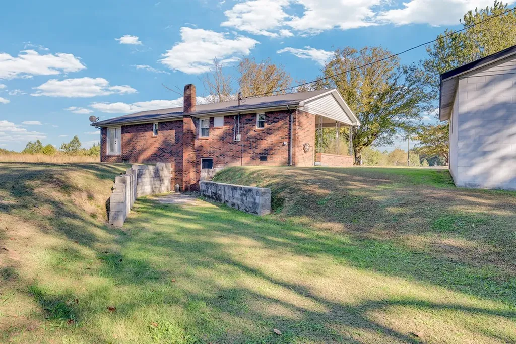 337 Martin Ridge Lane Gainesboro TN 38562