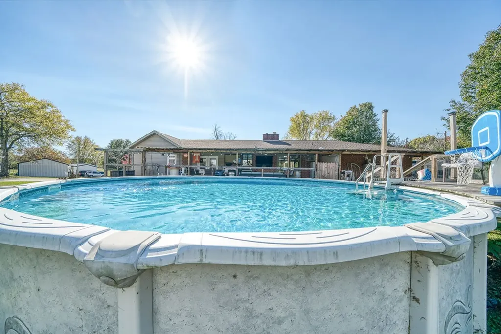 8597 Chaffin Road Baxter TN 38544