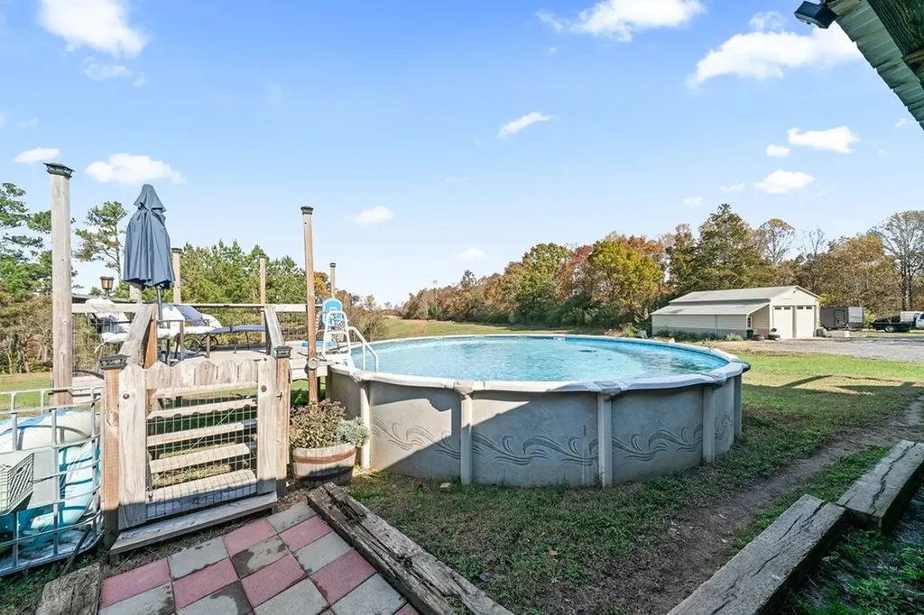 8597 Chaffin Road Baxter TN 38544