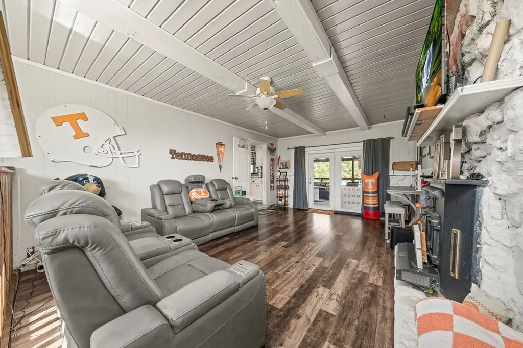 8597 Chaffin Road Baxter TN 38544