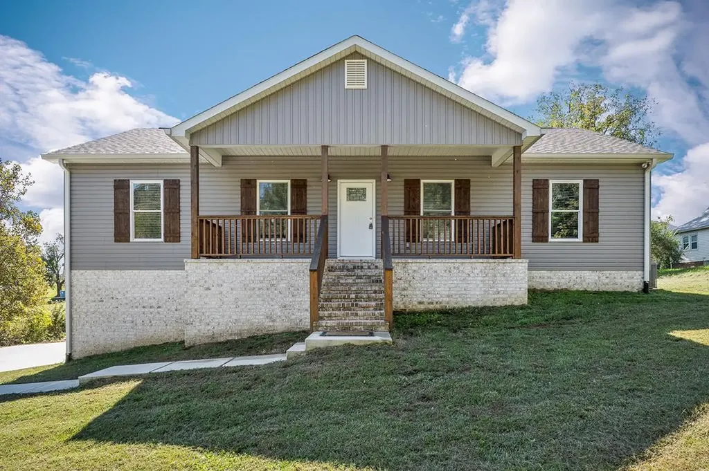 500 N Mcbroom Chapel Cookeville TN 38501