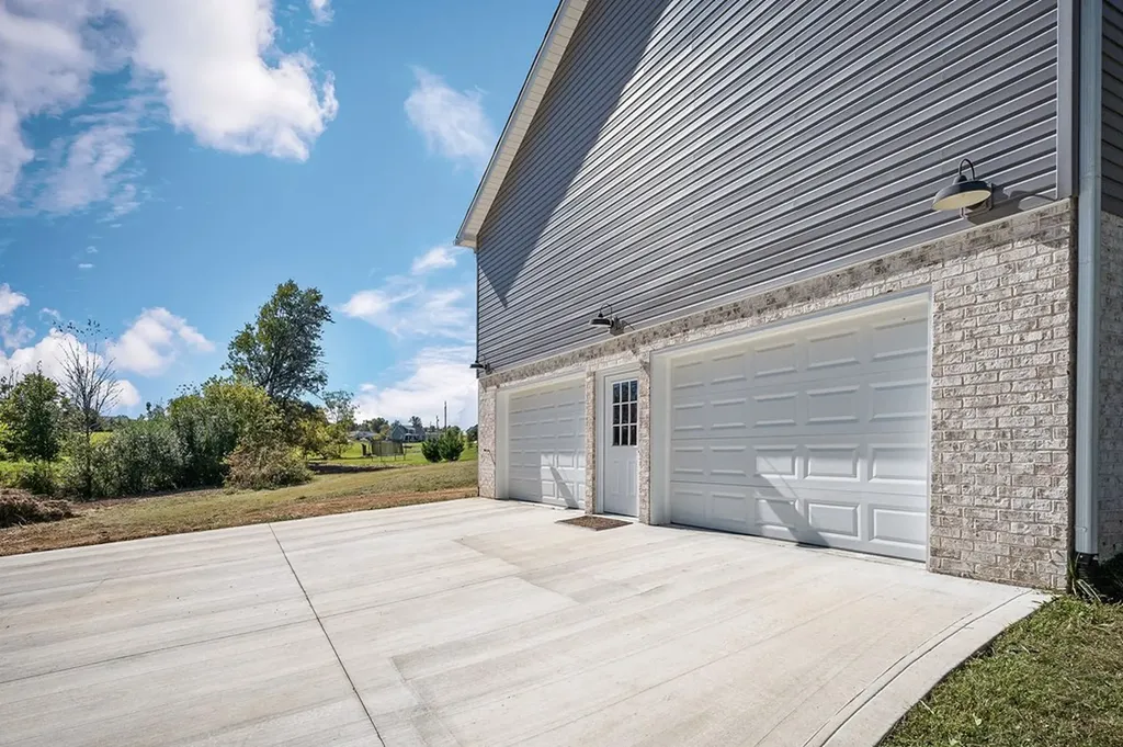 500 N Mcbroom Chapel Cookeville TN 38501
