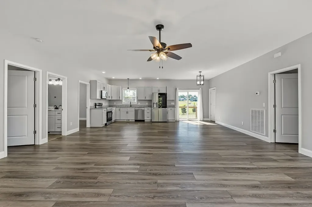 500 N Mcbroom Chapel Cookeville TN 38501