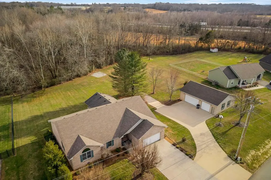 2606 Park West Drive Cookeville TN 38501