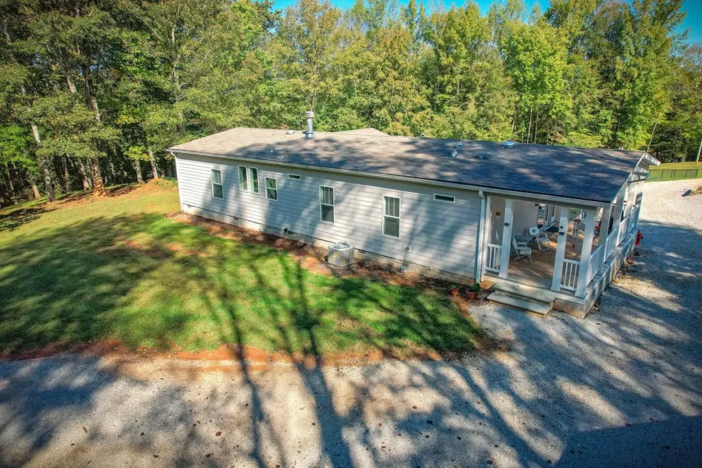 3524 Griffintown Road Sparta TN 38583