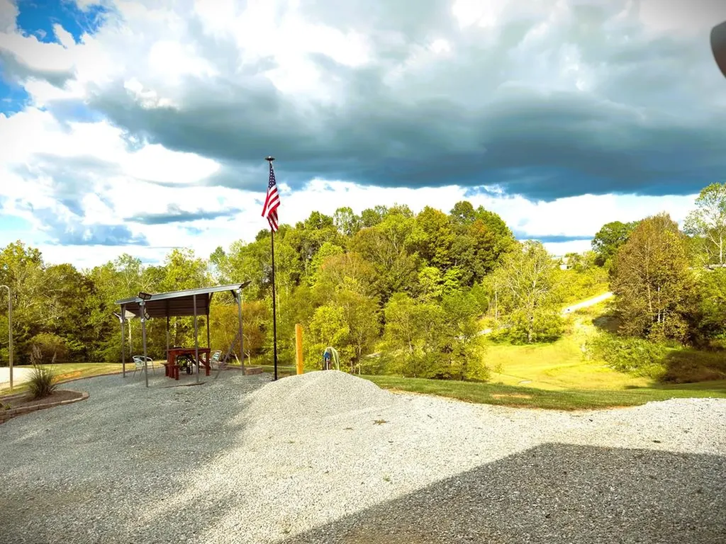 3524 Griffintown Road Sparta TN 38583