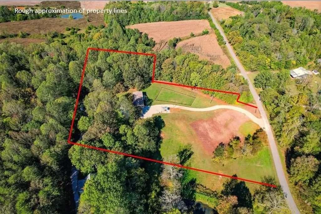 3524 Griffintown Road Sparta TN 38583