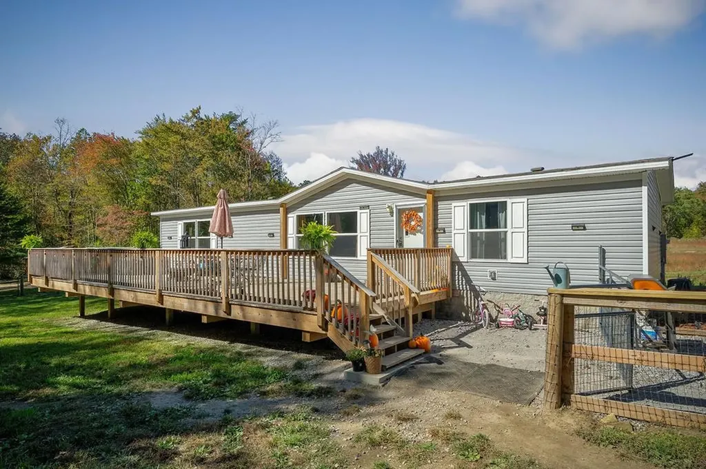 192 Webb Loop Crossville TN 38572