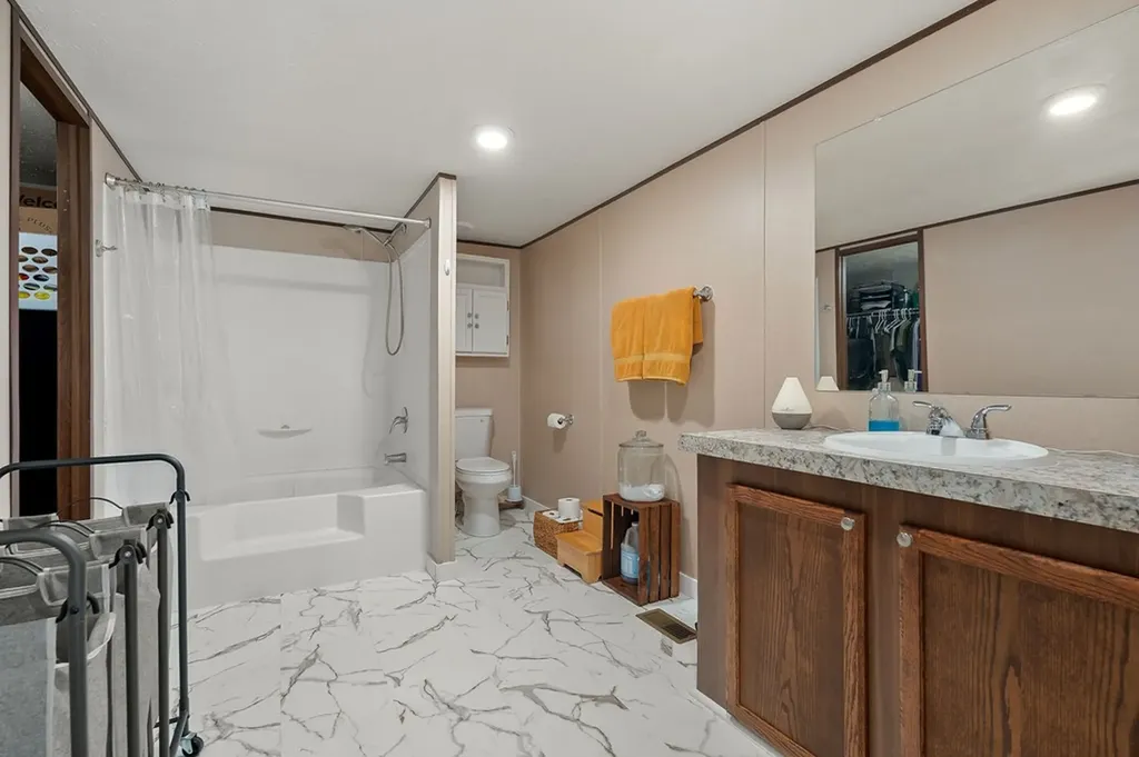 192 Webb Loop Crossville TN 38572