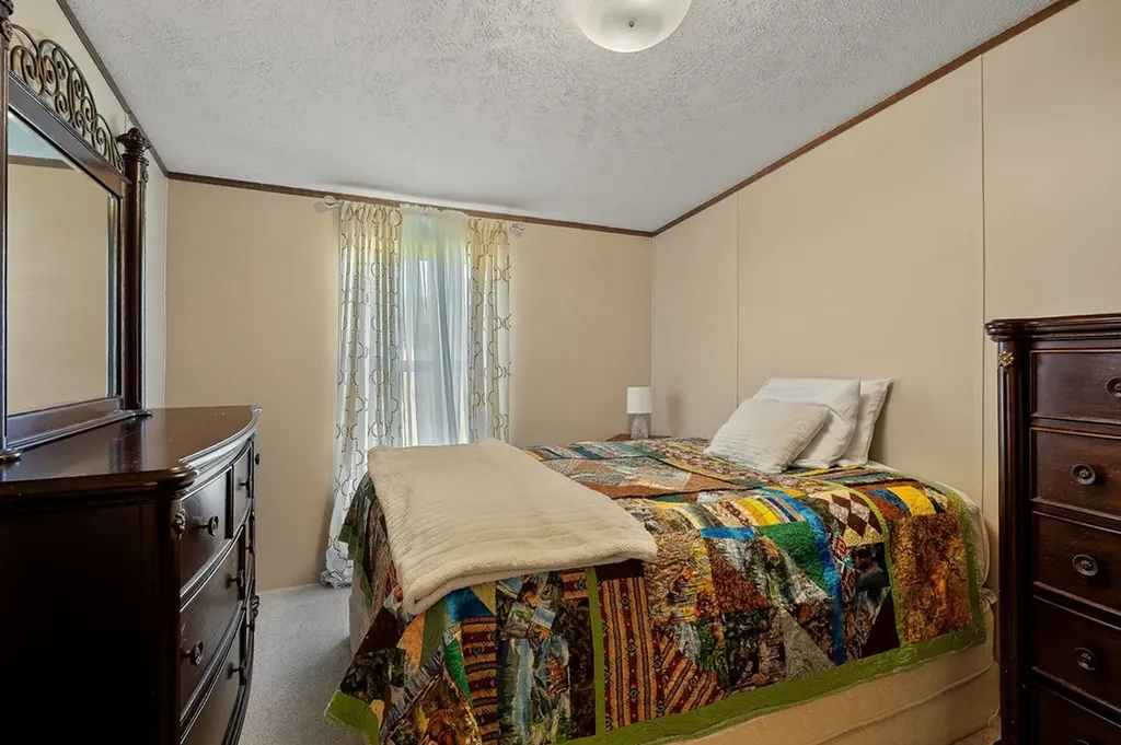 192 Webb Loop Crossville TN 38572