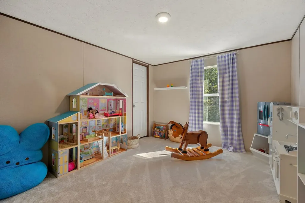 192 Webb Loop Crossville TN 38572