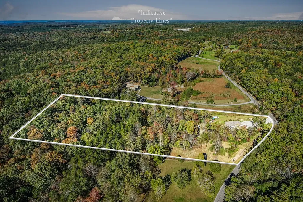 192 Webb Loop Crossville TN 38572