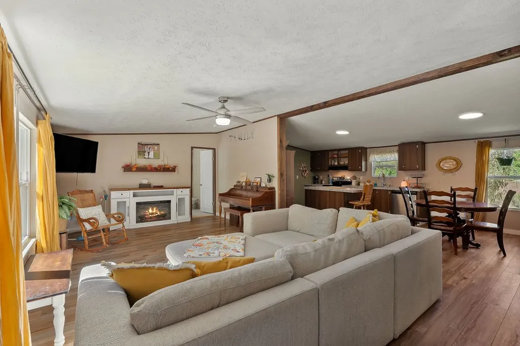 192 Webb Loop Crossville TN 38572