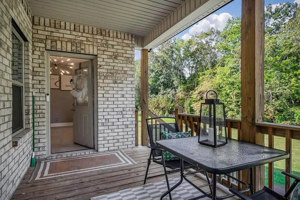 158 Briarwood Lane Smithville TN 37166