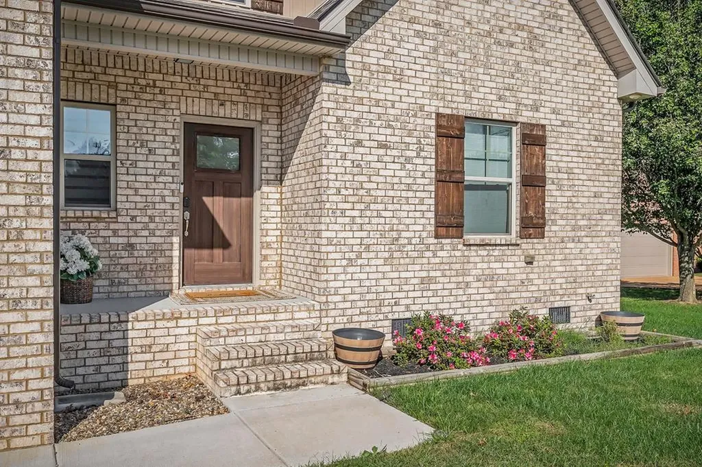 158 Briarwood Lane Smithville TN 37166