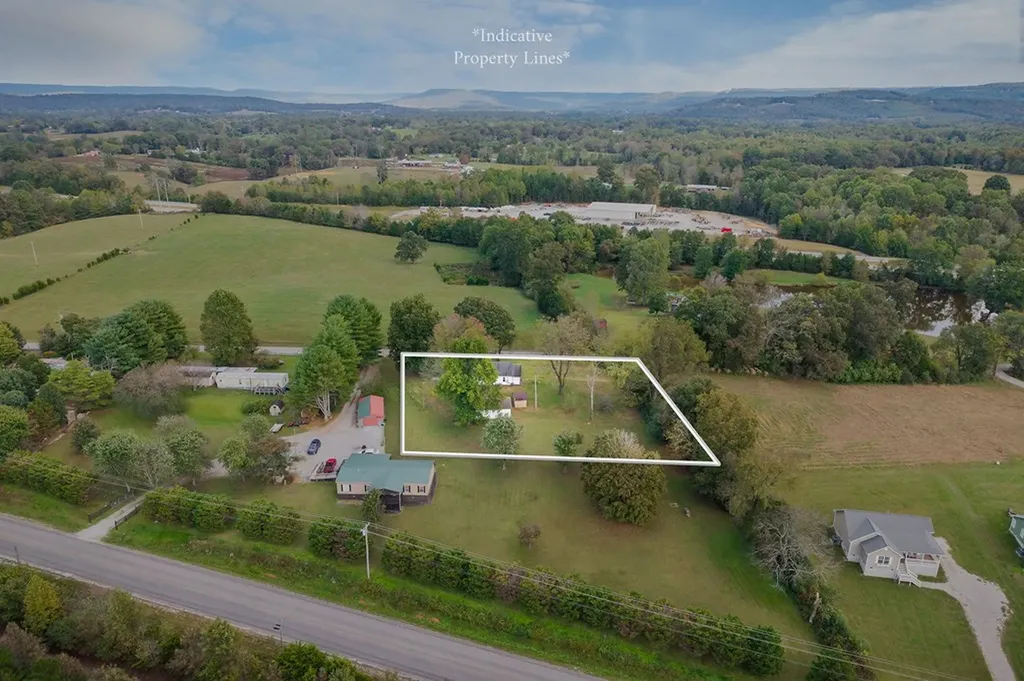 334 N Robin Hood Road Doyle TN 38559