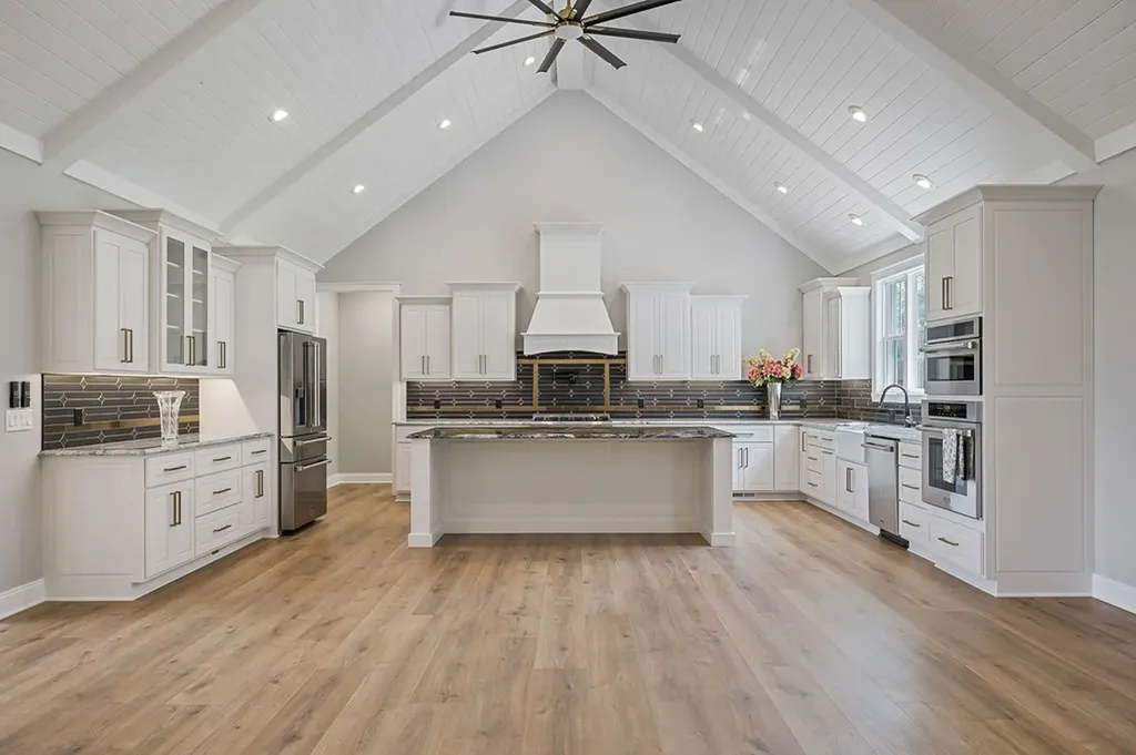 2100 Pinnacle View Cookeville TN 38506