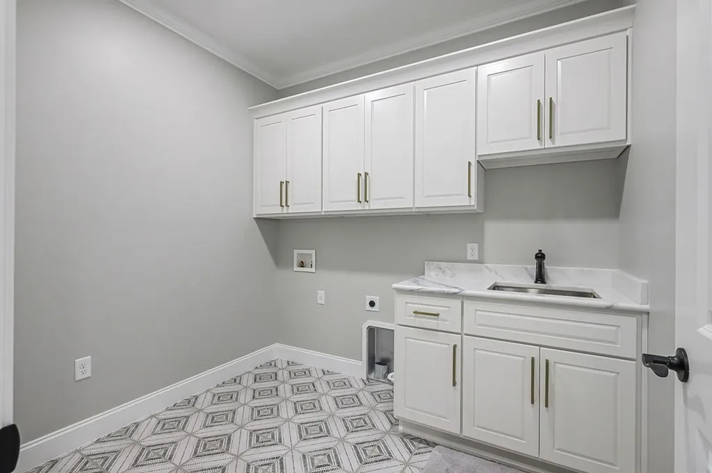 2100 Pinnacle View Cookeville TN 38506