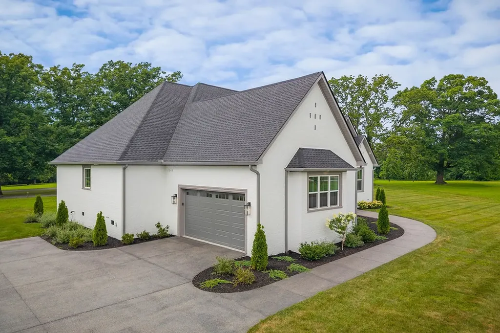 2100 Pinnacle View Cookeville TN 38506