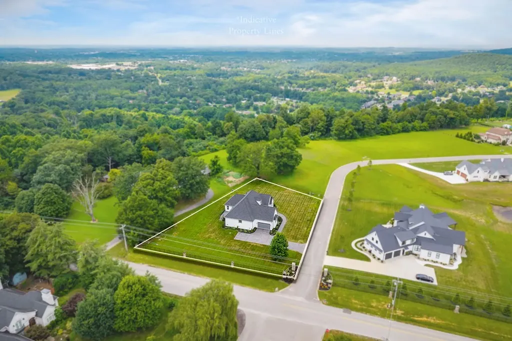 2100 Pinnacle View Cookeville TN 38506