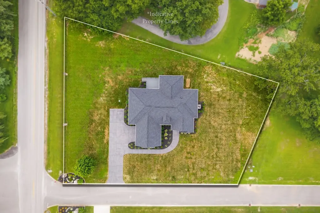 2100 Pinnacle View Cookeville TN 38506