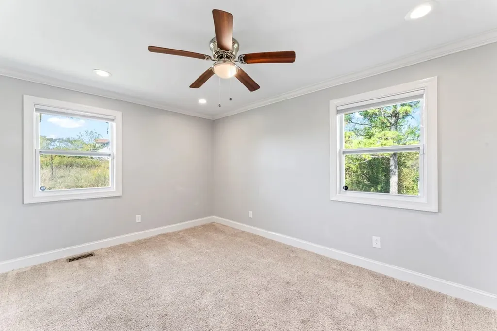 1670 Long Hollow Pike Gallatin TN 37066