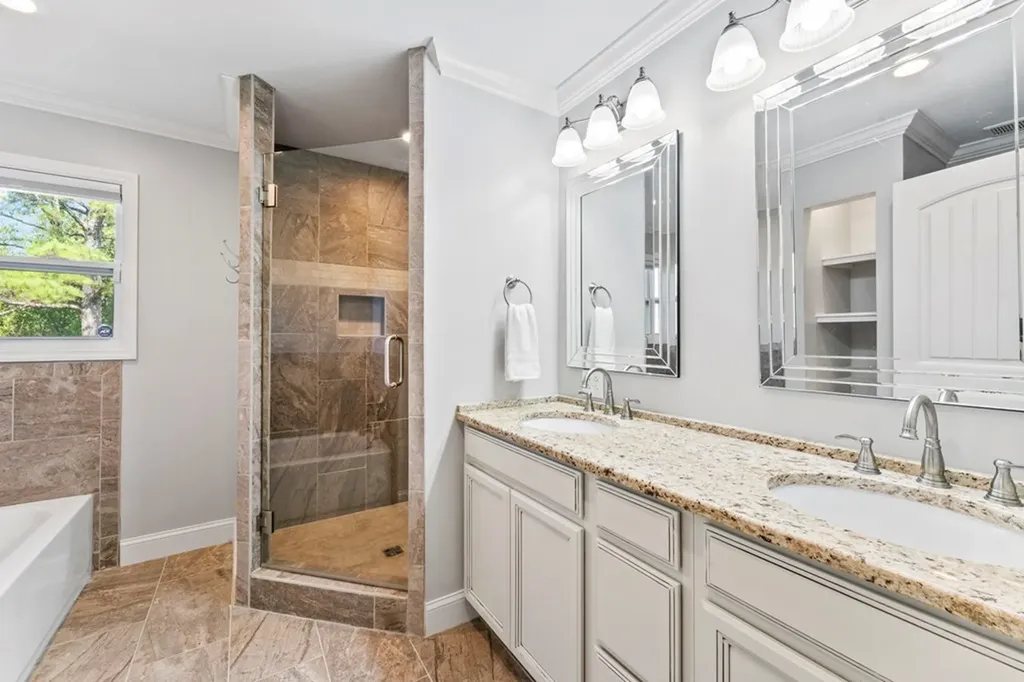 1670 Long Hollow Pike Gallatin TN 37066