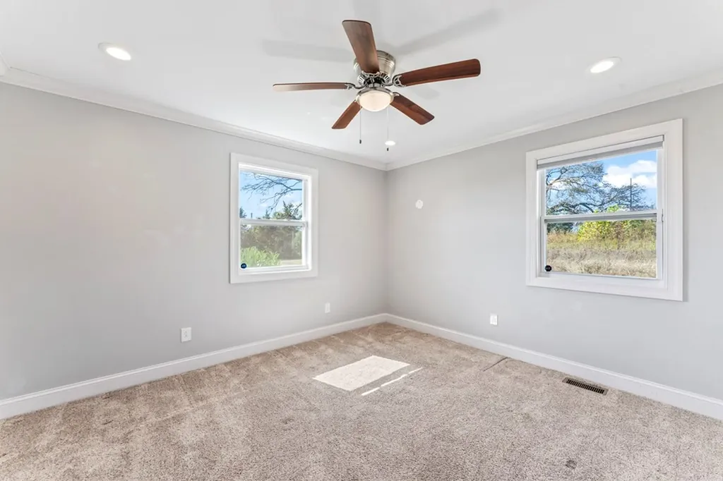 1670 Long Hollow Pike Gallatin TN 37066