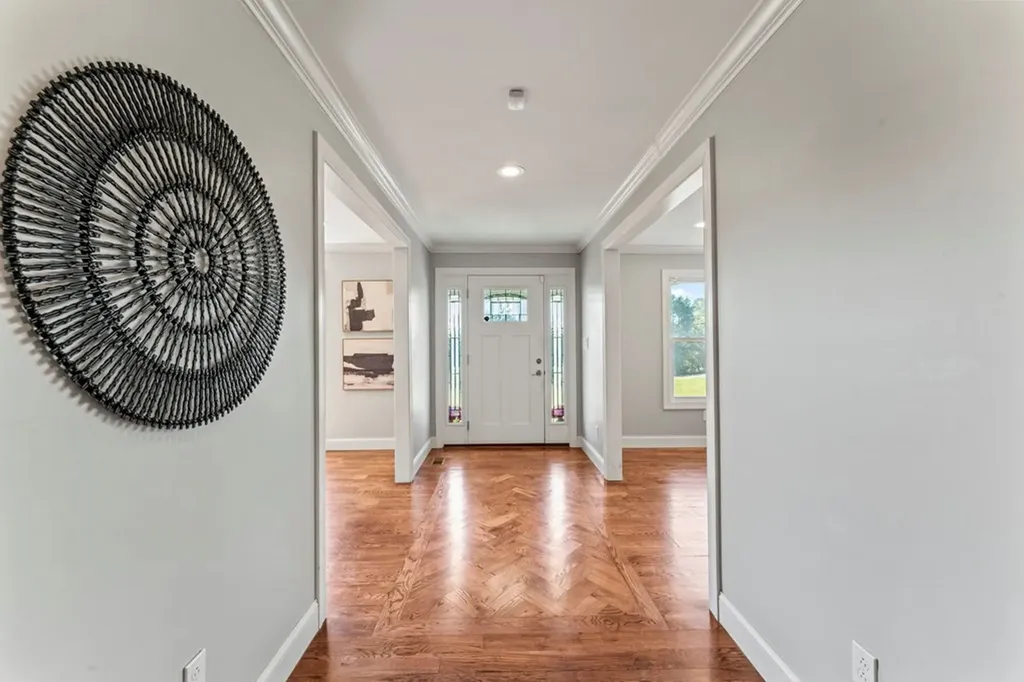 1670 Long Hollow Pike Gallatin TN 37066