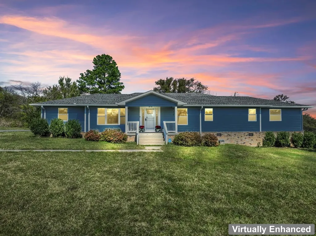 1670 Long Hollow Pike Gallatin TN 37066