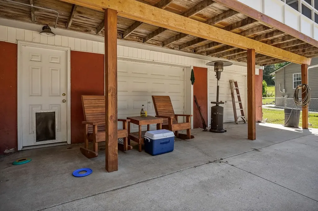 263 River Oaks Drive Sparta TN 38583