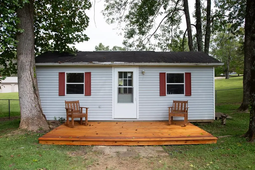 263 River Oaks Drive Sparta TN 38583