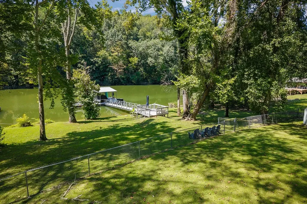 263 River Oaks Drive Sparta TN 38583