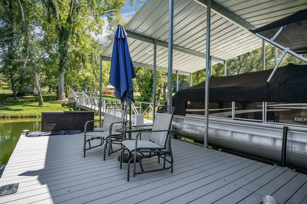 263 River Oaks Drive Sparta TN 38583