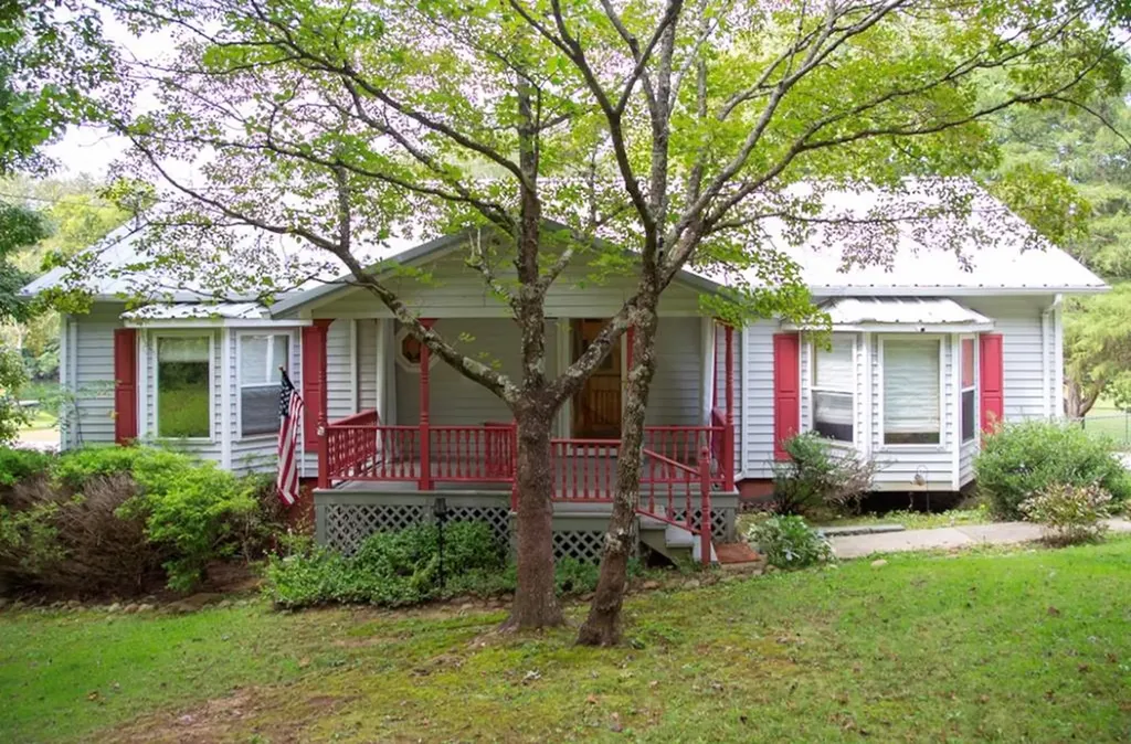 263 River Oaks Drive Sparta TN 38583