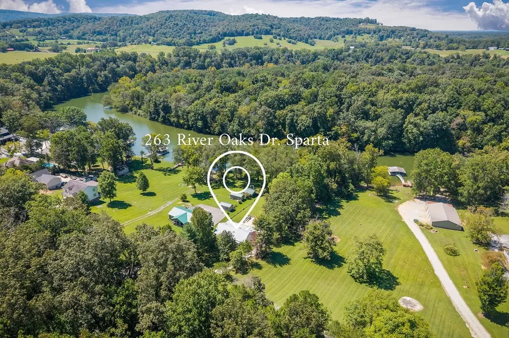 263 River Oaks Drive Sparta TN 38583