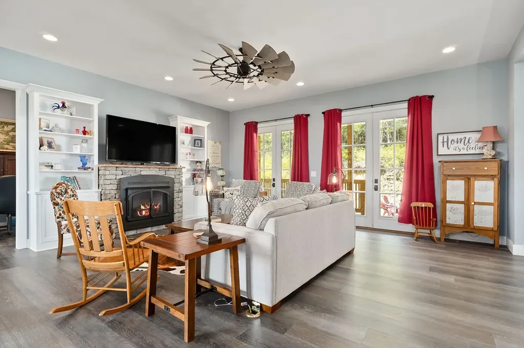 881 Eagle Mountain Road Granville TN 38564-5010