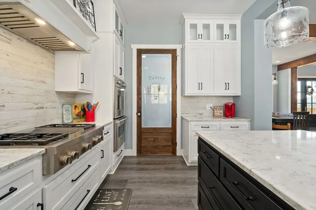 881 Eagle Mountain Road Granville TN 38564-5010