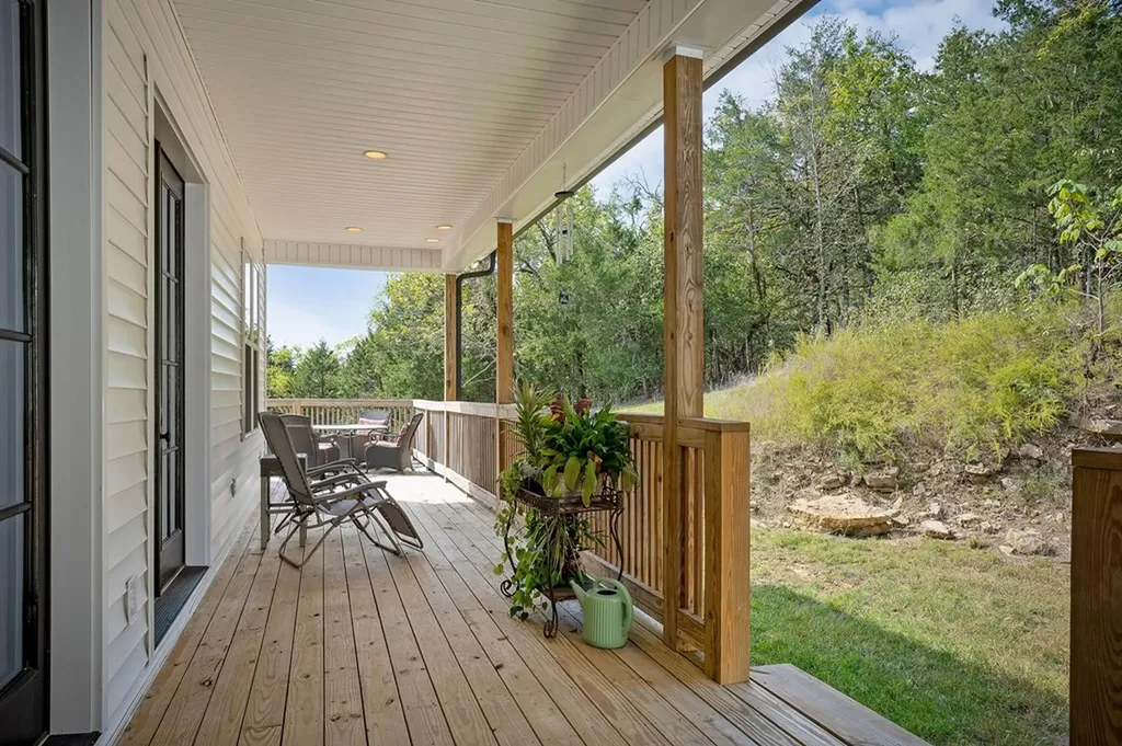 881 Eagle Mountain Road Granville TN 38564-5010