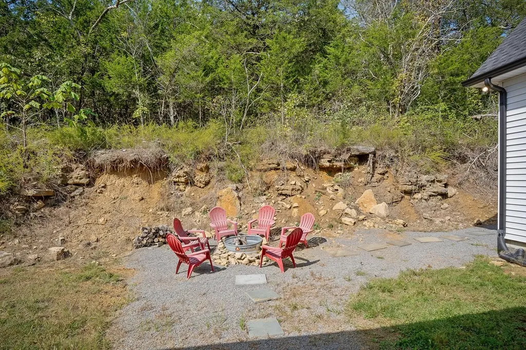 881 Eagle Mountain Road Granville TN 38564-5010