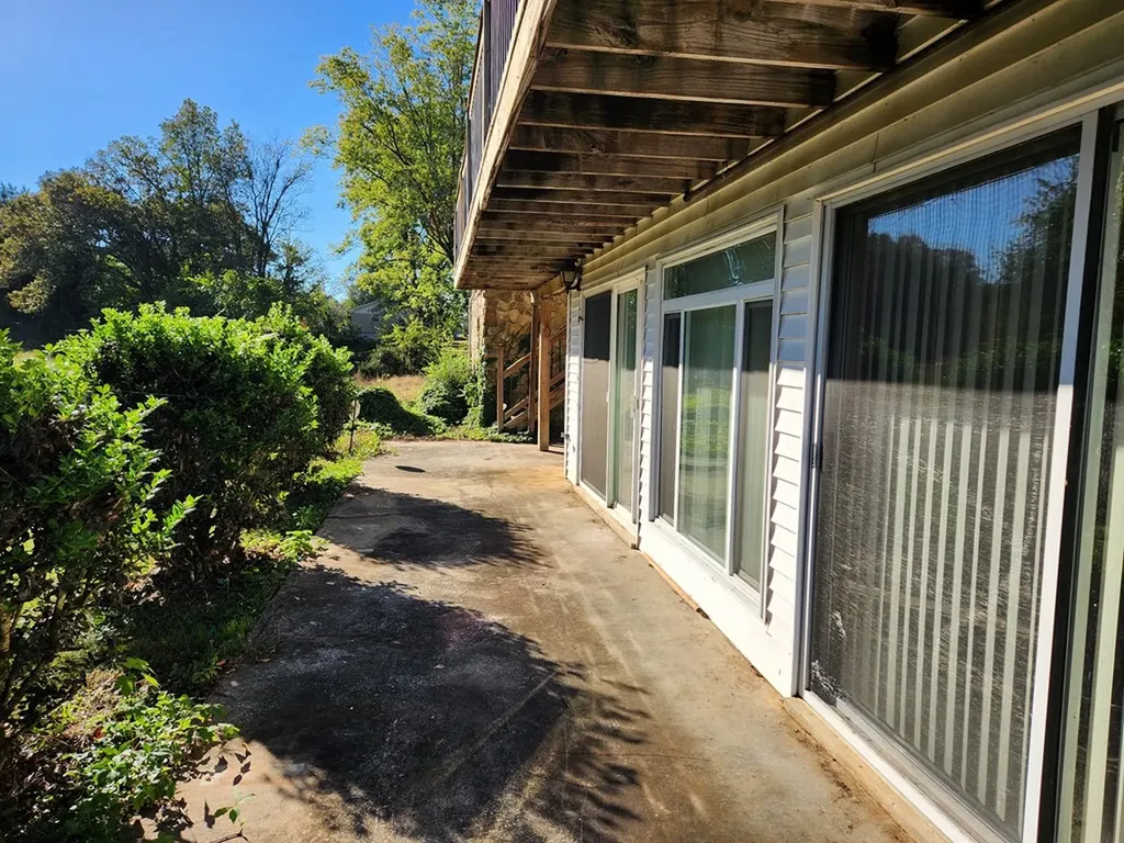 217 Lee Hollow Road Sparta TN 38583