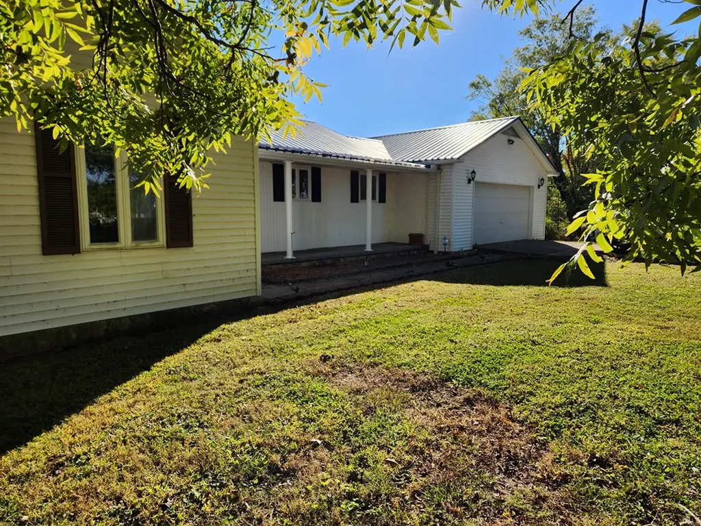 217 Lee Hollow Road Sparta TN 38583