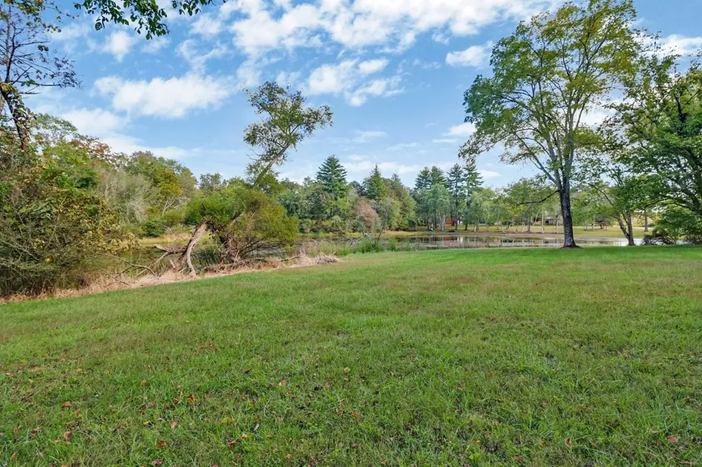 5361 Highway 70e Crossville TN 38555