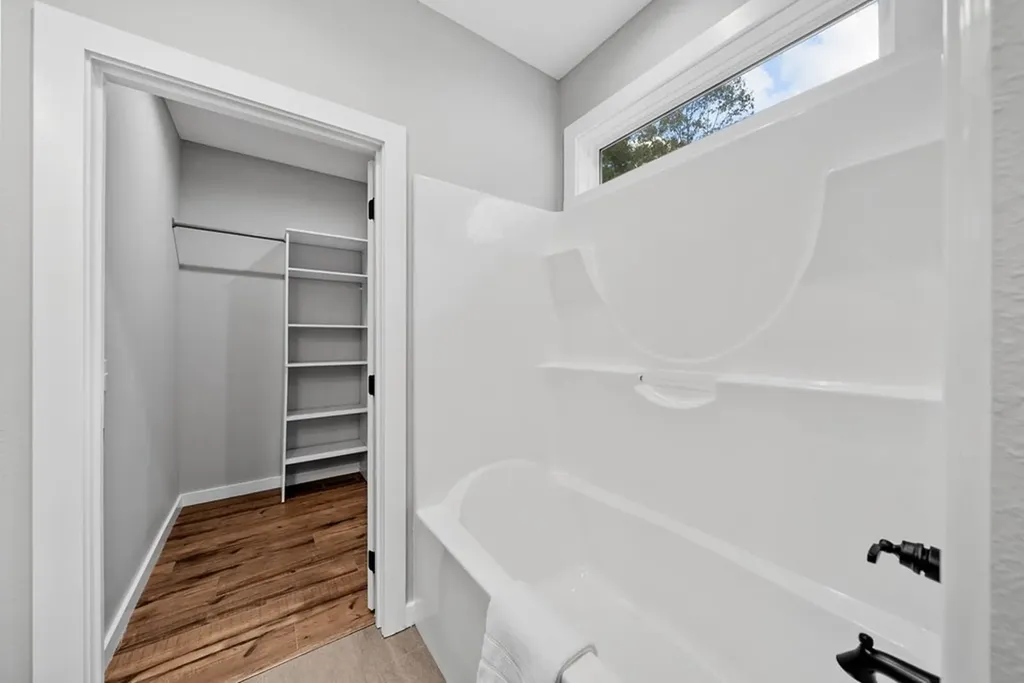 523 Ferry Bend Trail Crossville TN 38571