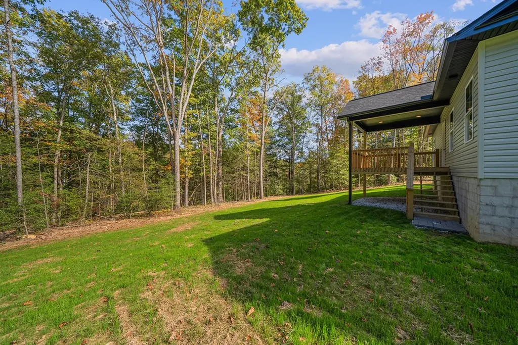 523 Ferry Bend Trail Crossville TN 38571